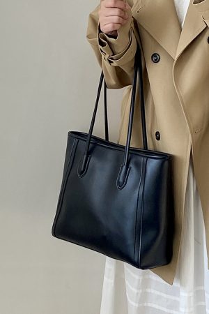 Women's Large Capacity Korean Style Shoulder Tote Bag - Versatile Commuter Design for Spring Summer 2025