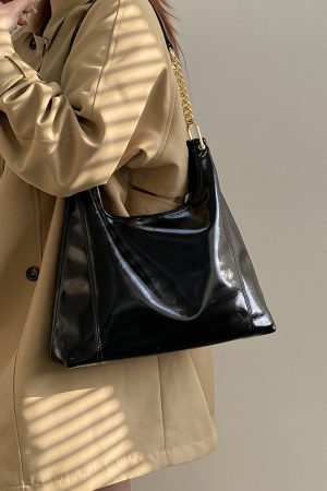 Women's Large Capacity Tote Bag - Niche Design Underarm Shoulder Crossbody Bag with Chain - Perfect for Commuting