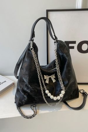 Womenâ€™s Large Capacity Tote Bag - Versatile Commuter Backpack for Spring/Summer Fashion - High-End Shoulder Bag