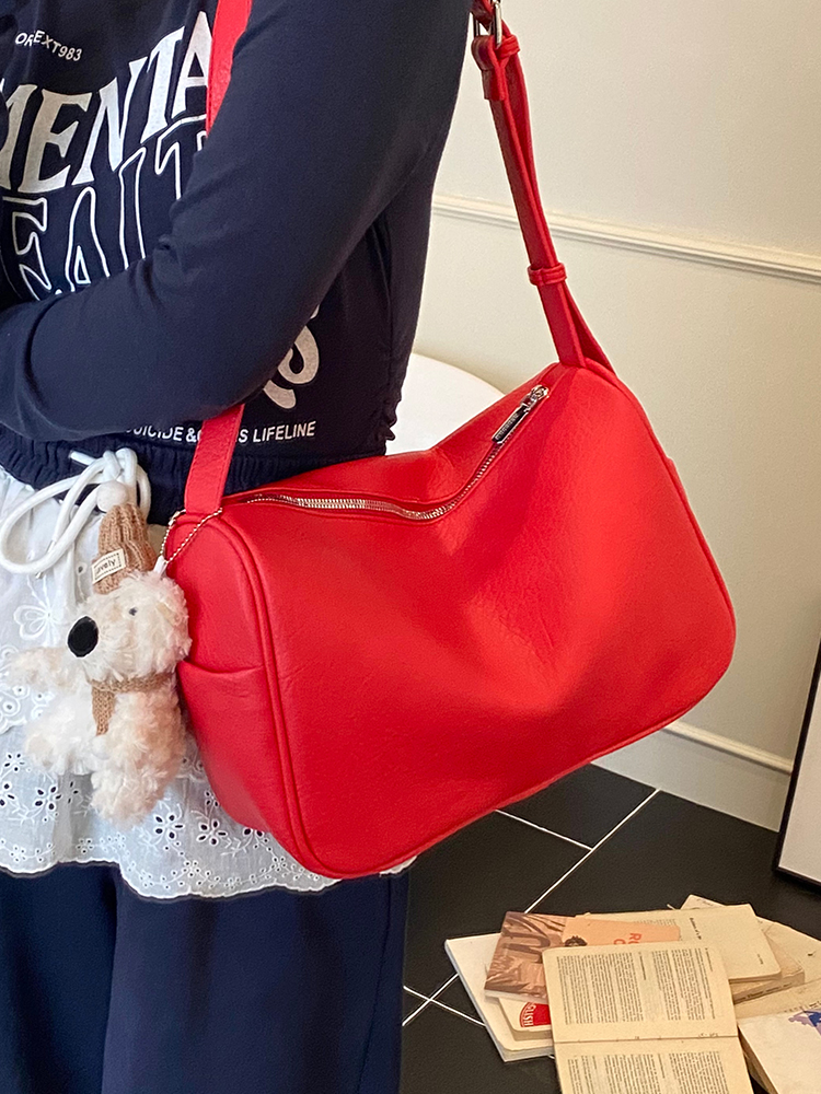 Women's Minimalist Luxury Crossbody Bag - Versatile Casual Shoulder Bag for Work and Commuting - Summer 2025 Fashion Women's Minimalist Luxury Crossbody Bag - Versatile Casual Shoulder Bag for Work and Commuting - Summer 2025 Fashion