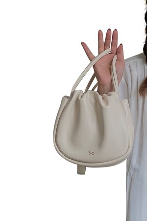 Women's Minimalist Small Crossbody Bag - Versatile Spring/Summer Design, Age-Reducing, Ideal for Students