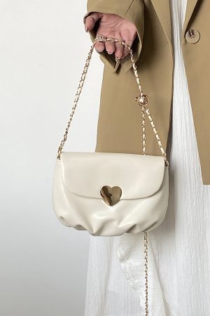 Women's Pleated Cloud Chain Bag - Cute Crossbody Shoulder Bag for Spring/Summer 2025 - Trendy Niche Design