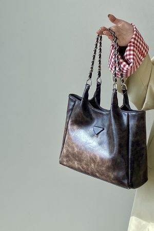 Women's Retro Chain Tote Bag - Large Capacity Shoulder Handbag for Spring & Summer Commuting, 2025 Fashion Trend