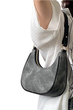 Women's Retro Crescent Bag - Spring Summer Underarm Crossbody Handbag for Stylish 2025 Niche Fashion