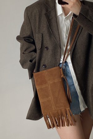 Women's Retro Fringe Mini Crossbody Bag - Suede Spring Summer 2025 American Style Small Purse