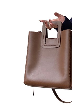 Women's Retro Handheld Tote Bag - Large Capacity Crossbody Bag for Spring Summer 2025 - Niche Design, Chic Style