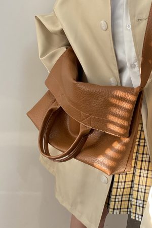 Women's Retro Korean Large Capacity Tote Bag - Stylish Shoulder Crossbody Bag for Everyday Use