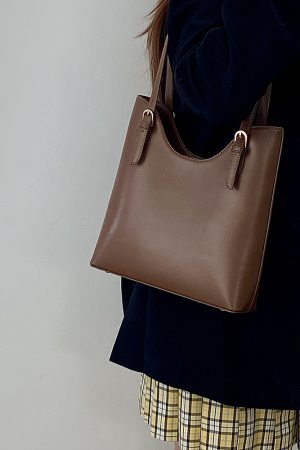 Women's Retro Large Capacity Tote Bag - Spring/Summer Commuting Shoulder Handbag - 2025 Niche Design