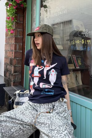 Women's Retro Printed Short-Sleeve T-Shirt - Loose Fit Elastic Summer Top - American Style - 90s Inspired Fashion