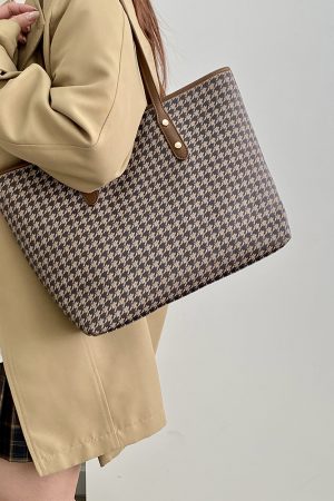 Women's Retro Tote Bag - High-End Shoulder Handbag for Spring Summer 2025 - Large Stylish Design