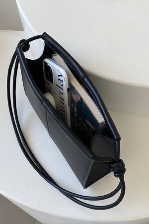 Women's Retro Underarm Bag - Versatile High-End Single Shoulder Handbag for Spring & Summer 2025 Fashion