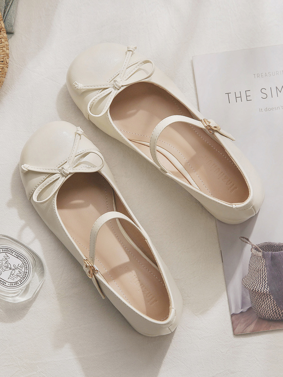 Women's Sheepskin Mary Jane Shoes - French Style Chunky Heel for Skirts - Spring Autumn Fashion Women's Sheepskin Mary Jane Shoes - French Style Chunky Heel for Skirts - Spring Autumn Fashion