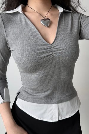 Women’s Slim Fit V-neck Spliced Two-Piece T-shirt with Three-Quarter Sleeves - Flattering Casual Top for Everyday Wear