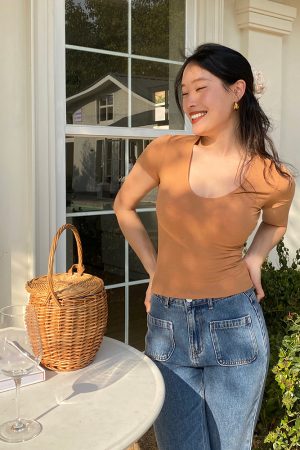 Women's Slim Fit White U-Neck T-Shirt - Sexy Tight Stretchy Short Sleeve Top for Hot Girl Style