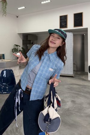 Women's Summer Casual American Plaid Short Sleeve Slim Shirt - Regular Fit, Trendy Design for Effortless Style