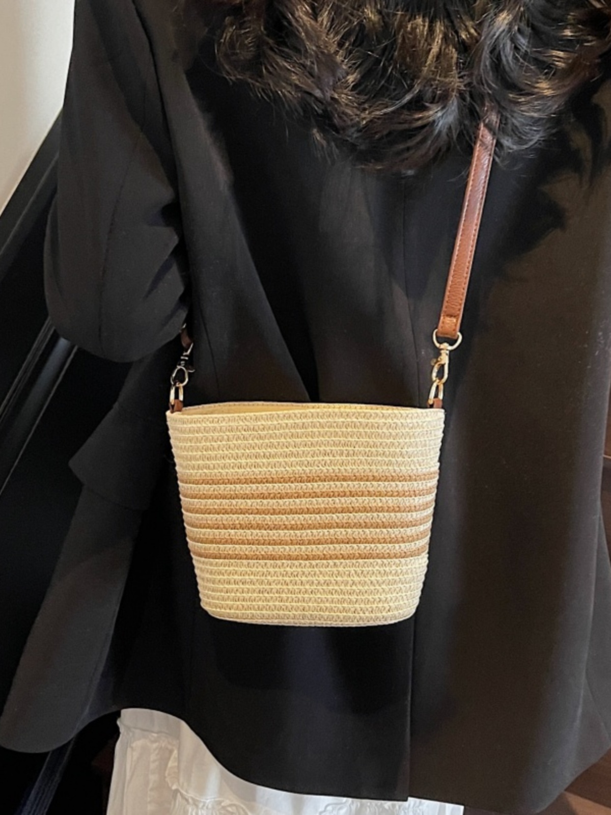 Women's Summer Straw Woven Bucket Bag - Versatile Beach Crossbody Bag for Seaside Vacation - 2025 Trendy Style Women's Summer Straw Woven Bucket Bag - Versatile Beach Crossbody Bag for Seaside Vacation - 2025 Trendy Style