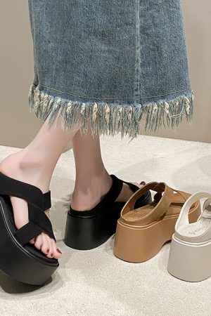 Women's Summer Wedge Platform Sandals with Thick Soles for Petite Sizes - Stylish Beach Sandals for Skirts, New 2025 Fashion