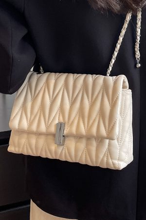 Women's Textured Embroidered Shoulder Bag - Versatile Summer Chain Crossbody Bag for High-End Style 2025