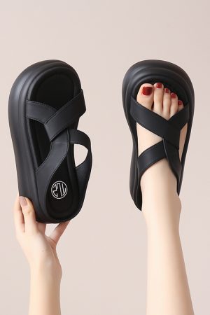 Women's Thick-Soled Platform Sandals - 2025 Summer Style High-Heeled Casual Flip-Flops for Beach Fashion