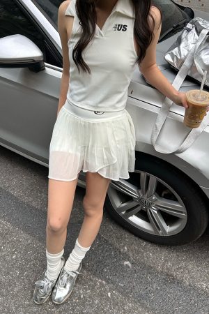 Women's V-Neck Sleeveless Tennis Vest & Skirt Set - Circle Design Sports Fitness Outfit, Perfect for Activewear and Athleisure