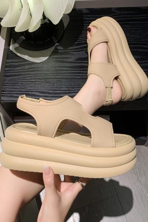Women's Versatile Open-Toe Thick-Soled Cross-Strap Beach Sandals 2025 Summer Roman Style Soft Sole Elastic Band Footwear