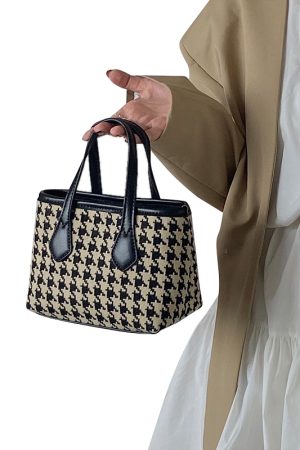 Women's Versatile Retro Handheld Small Bag - Exquisite High-End Fashion Shoulder Crossbody Bag for 2025