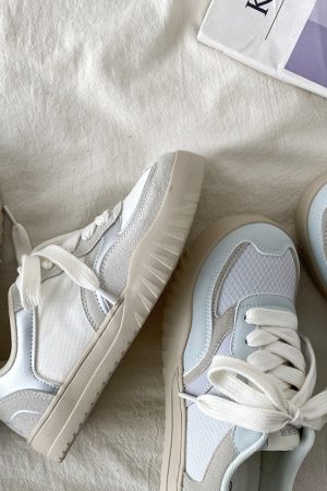 Women's Versatile White Sneakers - Chic Spring 2025 Casual Sports Shoes for Students, Trendy & Comfortable