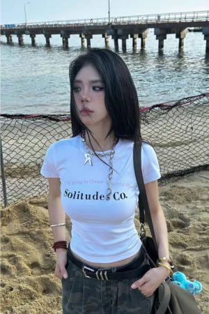 Women's Vintage White Shoulder-Fitted T-Shirt - Casual Summer Short Sleeve Top with Letter Print, Y2K Style