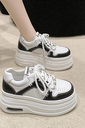 Women's White Thick-Soled Sneakers - Casual Platform Sport Shoes for Petite Height Increase - 2024 Spring/Summer Collection