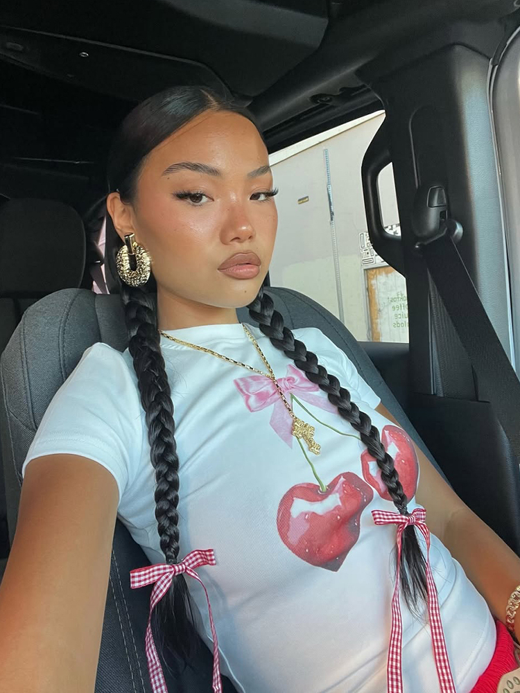 Y2K American Retro Cherry Print Off-Shoulder Short Sleeve Crop Top for Women, Slim Fit, Trendy Fashion Statement Y2K American Retro Cherry Print Off-Shoulder Short Sleeve Crop Top for Women, Slim Fit, Trendy Fashion Statement