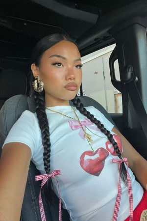 Y2K American Retro Cherry Print Off-Shoulder Short Sleeve Crop Top for Women, Slim Fit, Trendy Fashion Statement