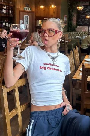 Y2K American Retro Letter Print Short Crop Short-Sleeve T-Shirt for Women, Off-Shoulder Slim Fit Sweet and Spicy Top