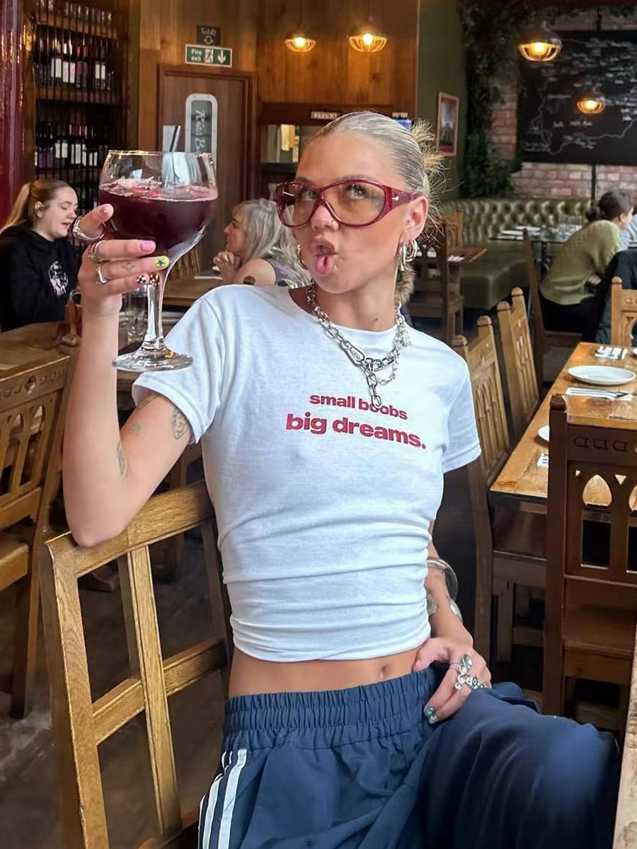 Y2K American Retro Letter Print Short Crop Short-Sleeve T-Shirt for Women, Off-Shoulder Slim Fit Sweet and Spicy Top Y2K American Retro Letter Print Short Crop Short-Sleeve T-Shirt for Women, Off-Shoulder Slim Fit Sweet and Spicy Top