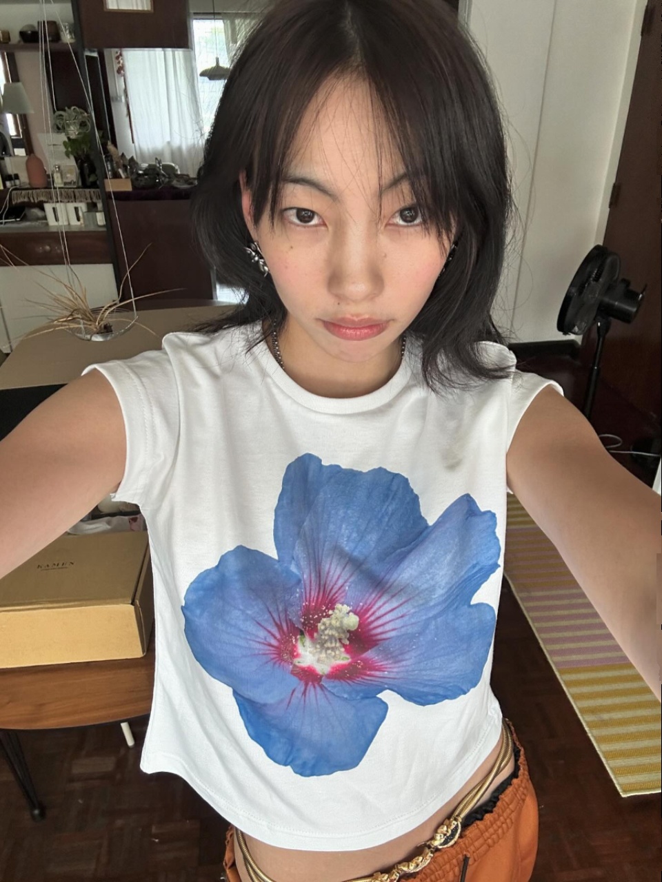 Y2K Floral Off-Shoulder Short Sleeve Crop Top for Women - Slim Fit American Retro Style Trendy Millennial Fashion Y2K Floral Off-Shoulder Short Sleeve Crop Top for Women - Slim Fit American Retro Style Trendy Millennial Fashion