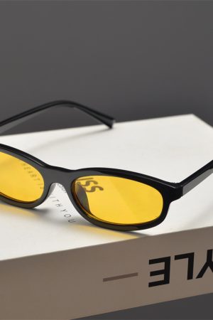 Y2K Futuristic Ultra-Narrow Frame Small Face Sunglasses for Men & Women - Hip-Hop Street Style Small Square Cat-Eye Design