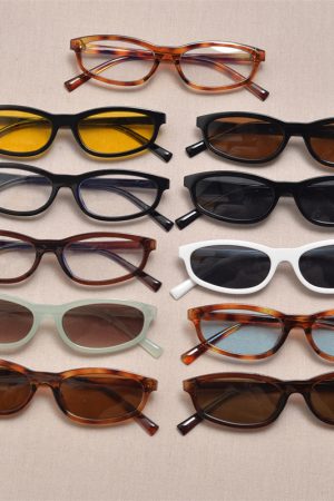 Y2K Futuristic Ultra-Narrow Frame Small Face Sunglasses for Men & Women - Hip-Hop Street Style Small Square Cat-Eye Design