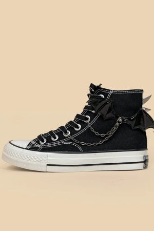 Bat Wings Spiked Canvas Shoes