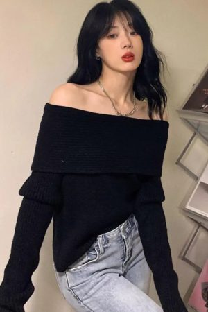 Casual Off Shoulder Knitted Sweater