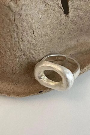 Circle Ring
