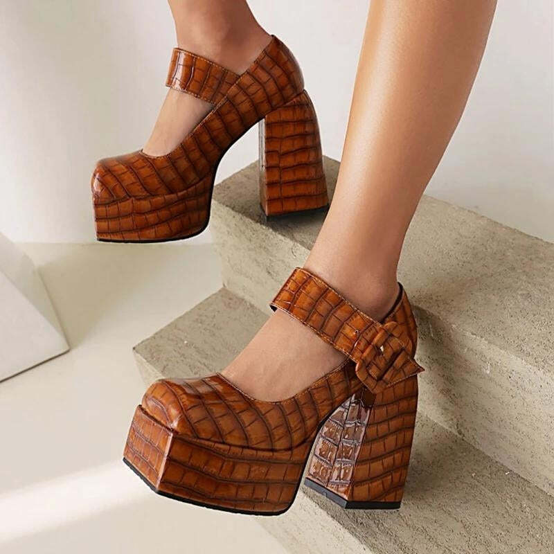 Crocodile Square Toe Platform High Heels Crocodile Square Toe Platform High Heels