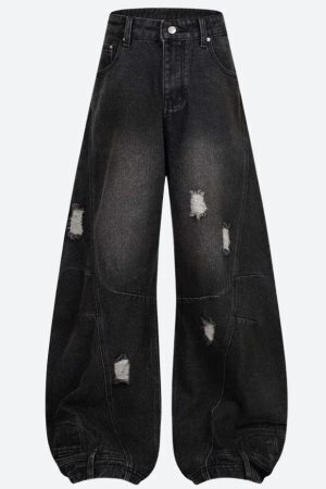 Distressed Baggy Jeans