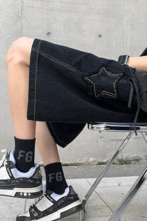 Drawstring Star Embroidered Shorts