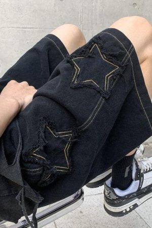 Drawstring Star Embroidered Shorts