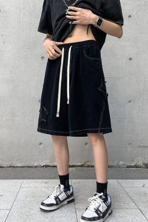 Drawstring Star Embroidered Shorts