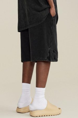 Drawstring Waist Loose Shorts