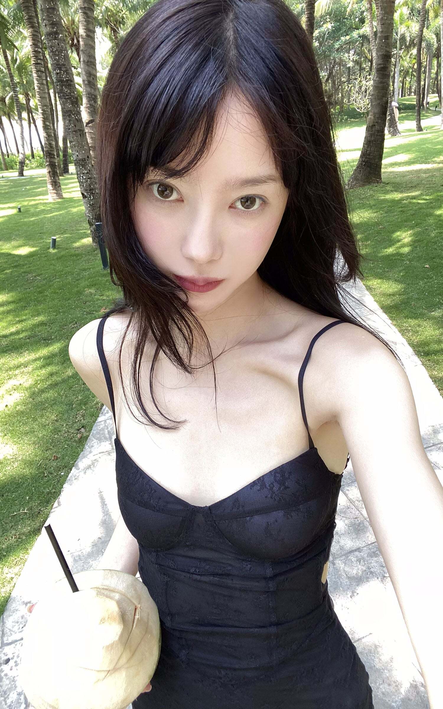 DreamyNerd Black Lace Fishtail Slip Dress DreamyNerd Black Lace Fishtail Slip Dress