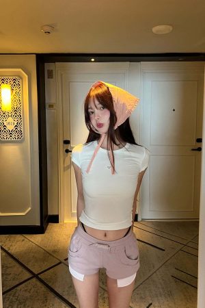 DreamyNerd Contrast Trim Curved Hem Shorts