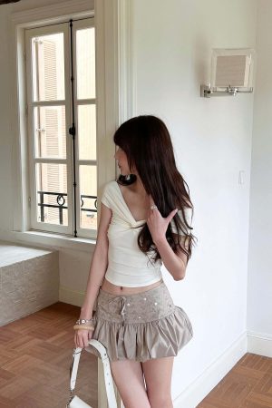 DreamyNerd Embroidered Waist Flounce Mini Skirt