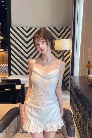 DreamyNerd Lace Hem Ruffle Mini Skirt