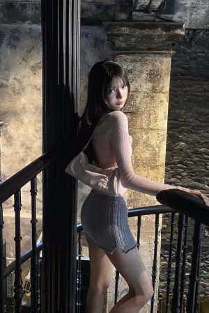 DreamyNerd Rosebud Knit Ribbed Top